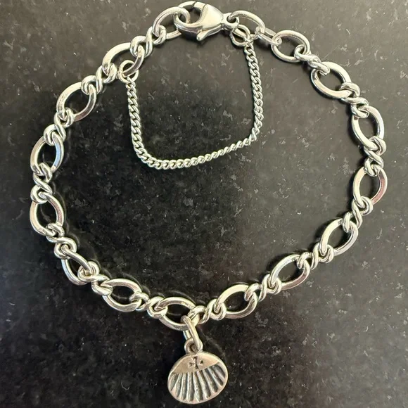 NWOT James Avery Sterling Charm Bracelet with Baptism Shell - Picture 1 of 6